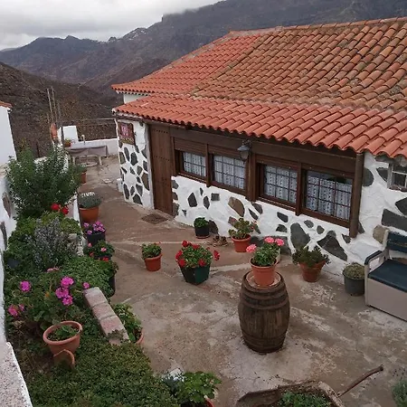Ilusiones Tejeda (Gran Canaria)